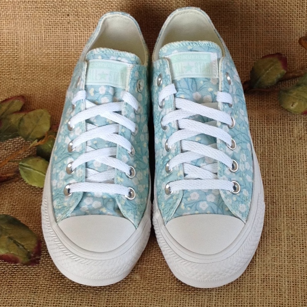 Converse Women's Ditsy Floral Sneakers Ocean Mint (Green) Color EUC Size 7 - Picture 2 of 10